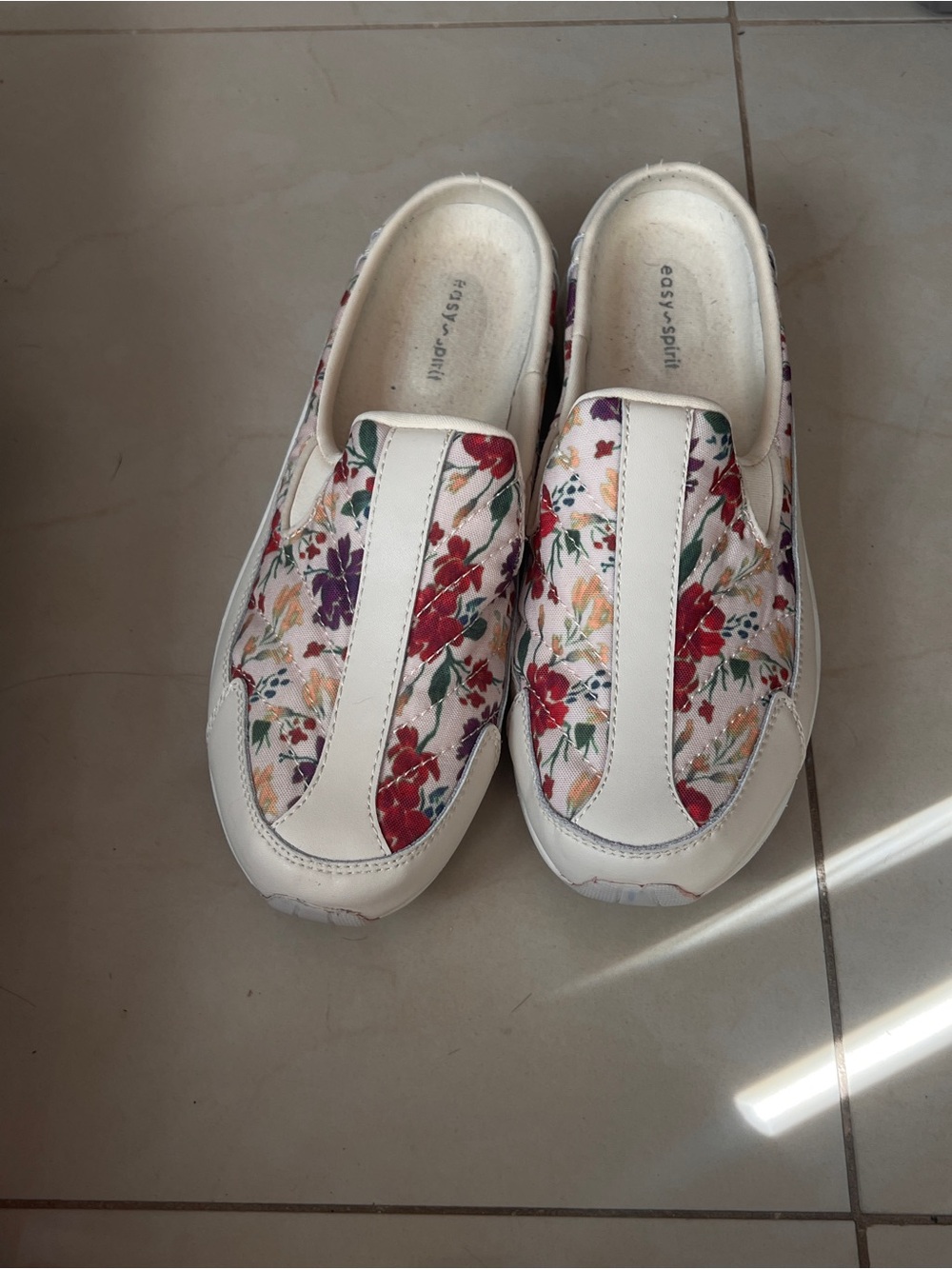 Easy Spirit Women’s Floral Slip-On Walking Shoes Size 10 Leather Textile